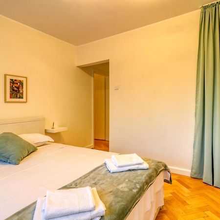 Quito Apartment - Stylish & Quiet Bucarest Esterno foto